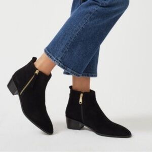 Studio Works.Black Boots